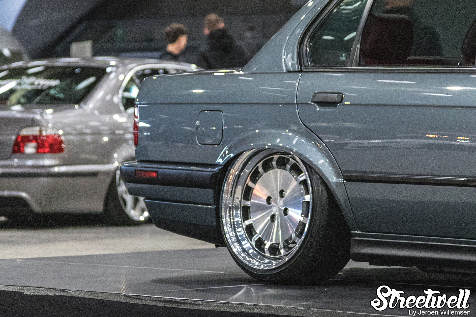 Stanced 1990 BMW E30
