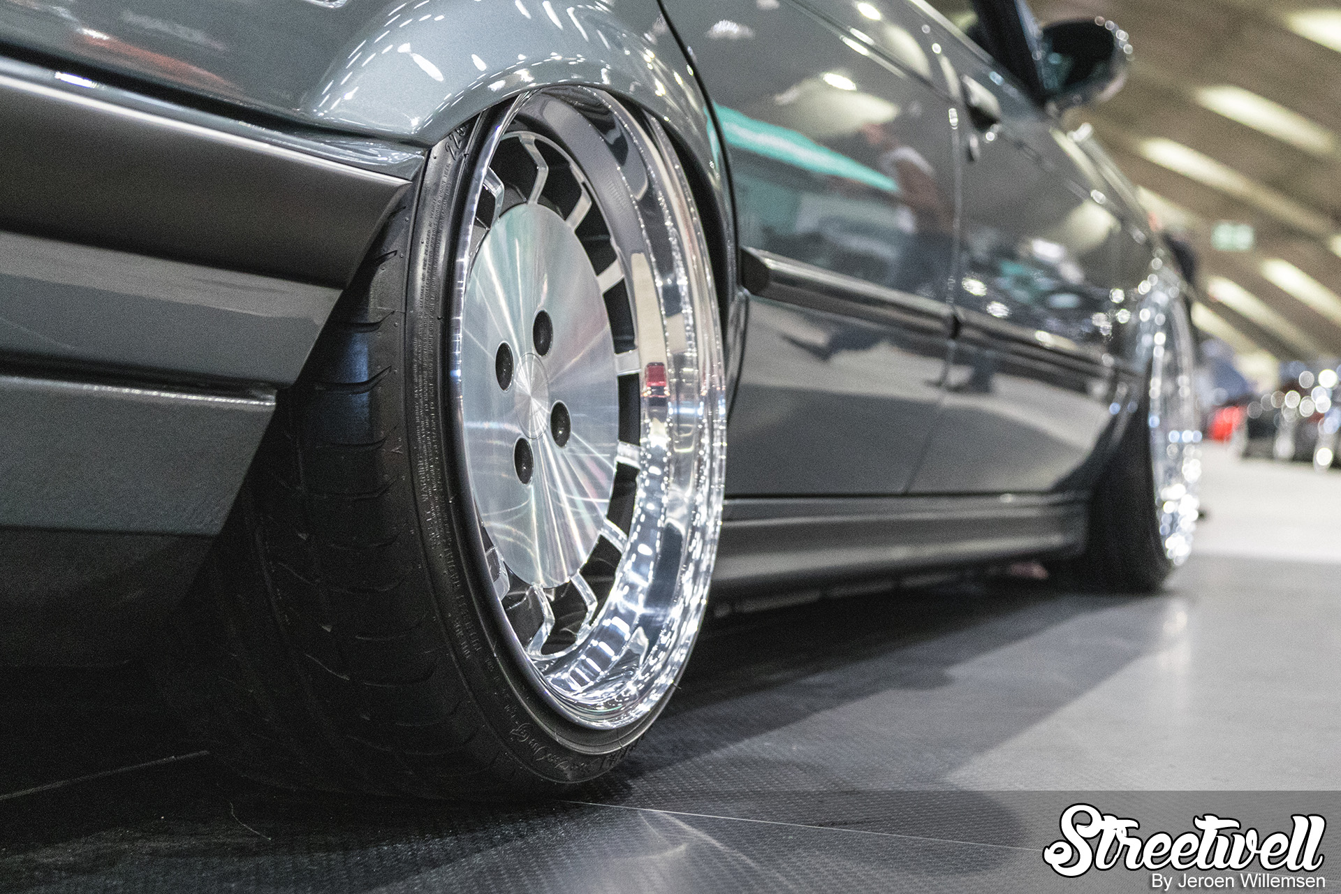 Stanced 1990 BMW E30