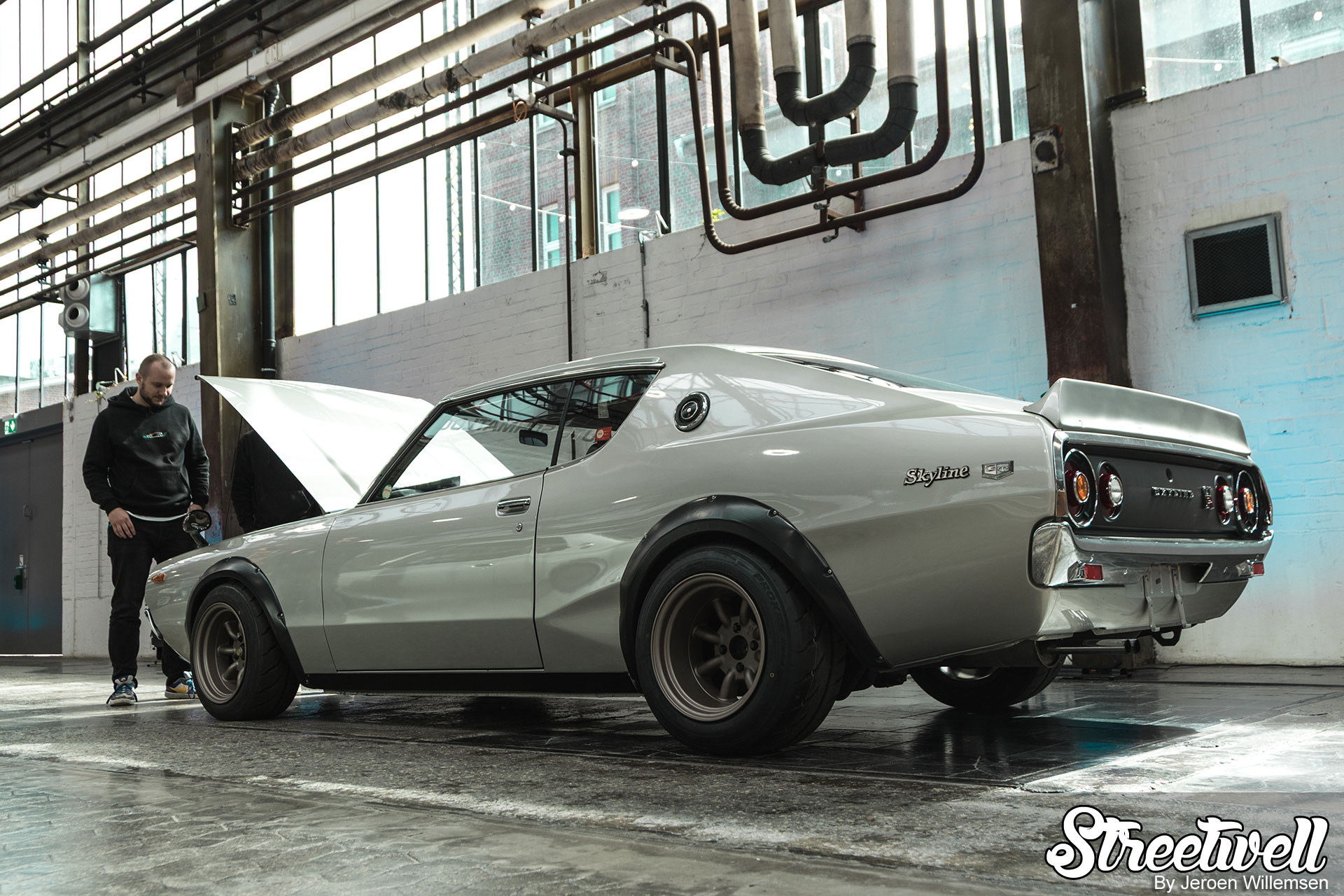 Three Rare Skylines at Ultrace Düsseldorf - Streetwell