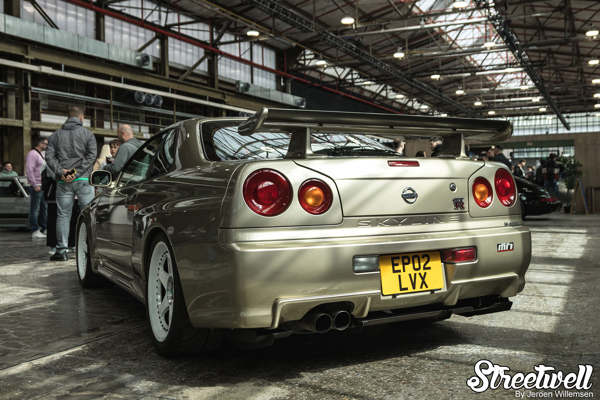 Three Rare Skylines at Ultrace Düsseldorf - Streetwell